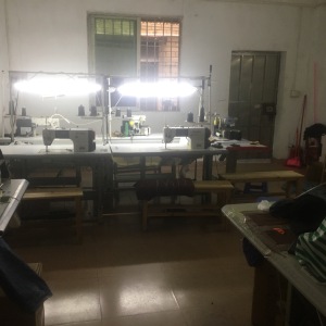 小作4一5人，质量中上