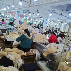 清远耀雅服饰有限公司