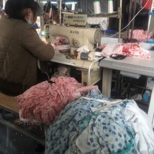 丽飞兰服装厂