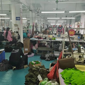 覃氏服装有限公司