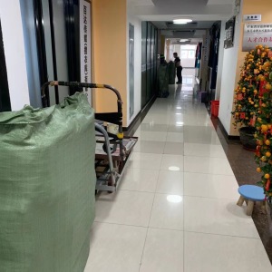 东莞森妍服饰有限公司