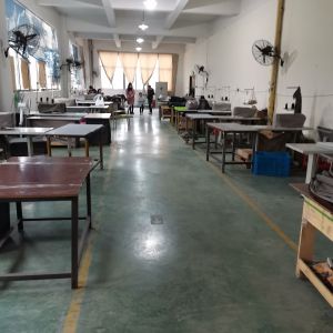 鑫鑫向荣牛仔裤