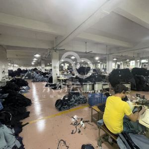 广州易顺服装有限公司