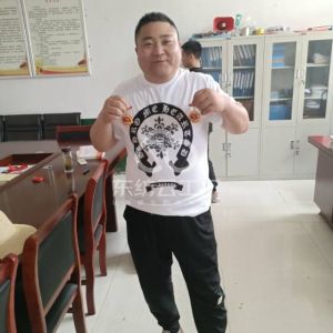 彭艳云服装加工厂