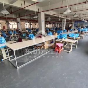 平果威壮制衣厂