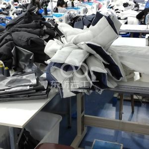 黑龙江省望奎县坤龙泽医药有限公司服装厂