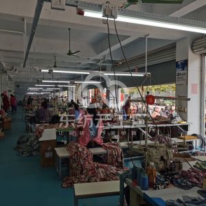 大化县覃氏服装有限公司