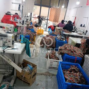 利川市梦捷制衣有限公司