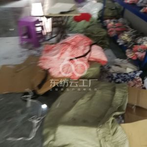 江西鹰潭香英服装厂