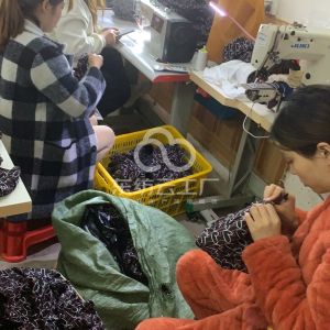 凌晨制衣有限公司