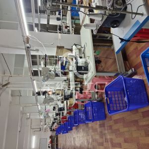 通道湘衣依服饰