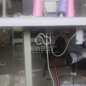 护膝书包棉服加工厂