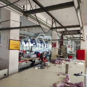 皓鑫服饰加工厂