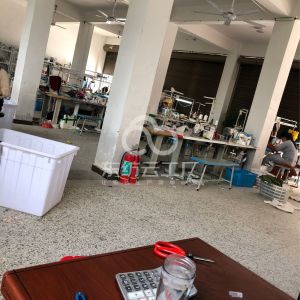 彭泽县亦杨服饰