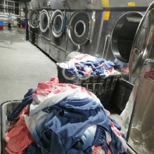 仲鑫服装工艺厂