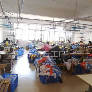 广西运合服装有限公司