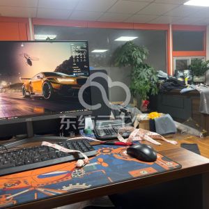 崇悦服装有限公司