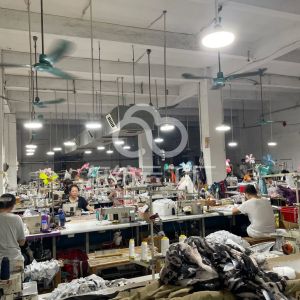 广州市白云区鹏呈制衣厂