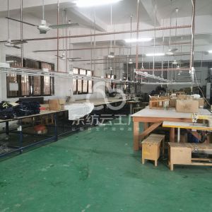 开平市勃尔来服装有限公司