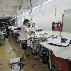 赣州市考拉制衣厂