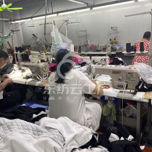 美瑞潮牌服装加工厂