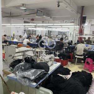 广州衣时尚服饰