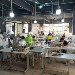 广州市晨轩服饰有限公司