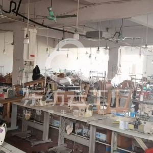 广州市金尼服饰