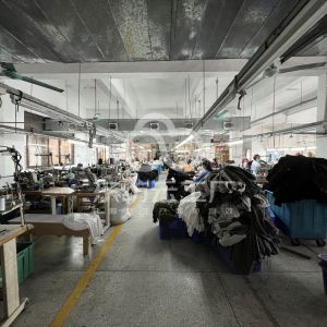 东莞市荣材制衣厂