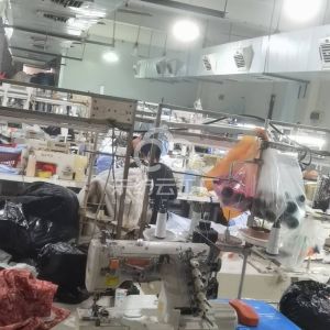 广州市海珠区雪莲制衣厂