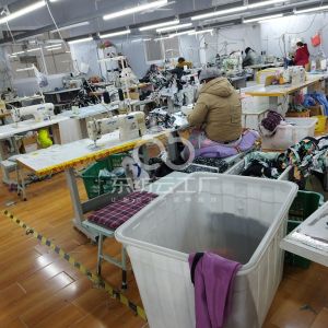 润鑫制衣有限公司