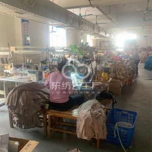 广州市龙氏服饰有限公司