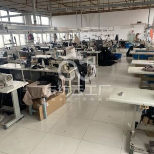 江都依思制衣厂