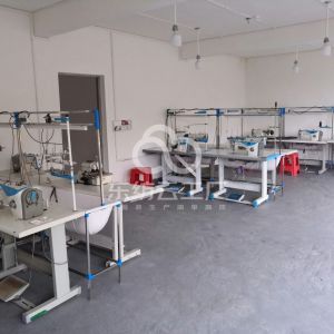 江西省赣州市兴国县龙口镇利龙服装龙口刘拥军分厂