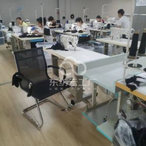 中山市蔚铖纺织制衣有限公司