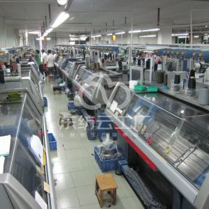 颜笑笑服饰有限公司