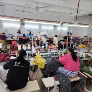 肇庆市怀集县怀城镇丽凤服装厂