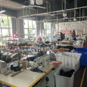 深圳市唯美服饰有限公司