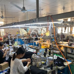 宁波市甬裳安尼服饰有限公司