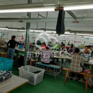 伊冬制衣厂