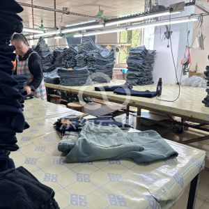 广州市盛耀服饰有限公司