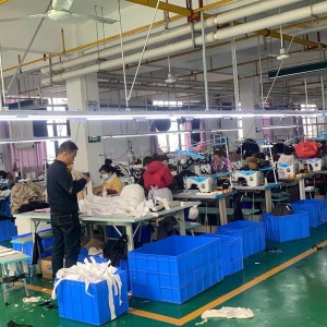 湖北十里洋场服装有限公司