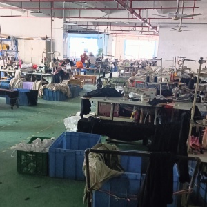 佛山飞鸿服饰有限公司