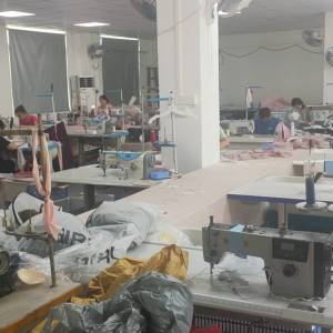 中山市洁译制衣厂