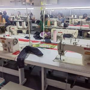 平果聚鑫制衣厂