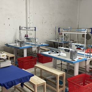 炜翔服饰加工厂