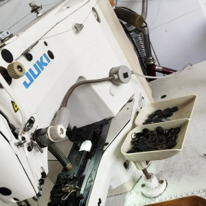 广西北流博燊服装厂