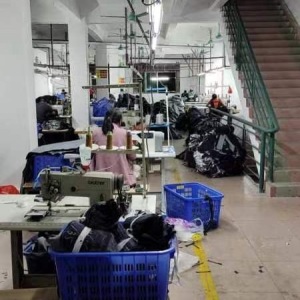 广州白蓝服饰有限公司