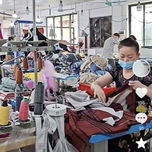 奕可奕美服装厂