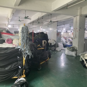 广州卓蔓服饰有限公司